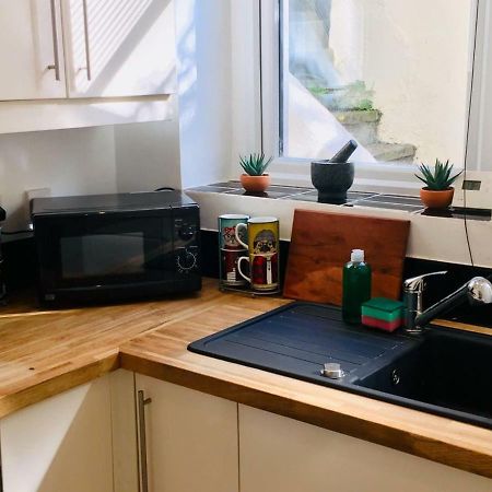 Spacious Apartment In The Heart Of St Leonards Хейстингс Екстериор снимка
