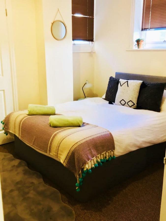 Spacious Apartment In The Heart Of St Leonards Хейстингс Екстериор снимка