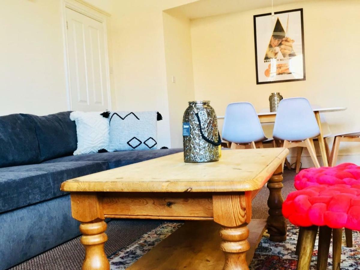 Spacious Apartment In The Heart Of St Leonards Хейстингс Екстериор снимка