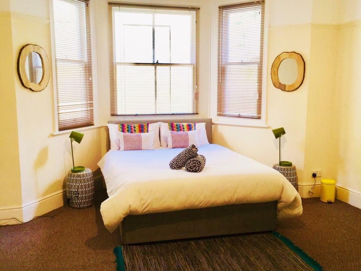 Spacious Apartment In The Heart Of St Leonards Хейстингс Екстериор снимка