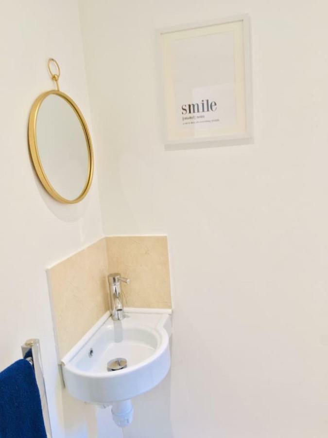 Spacious Apartment In The Heart Of St Leonards Хейстингс Екстериор снимка